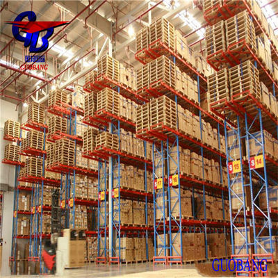 Transporte de mercadorias dos fornecedores para o porto/armazém. Transporte profissional e seguro para San Antonio